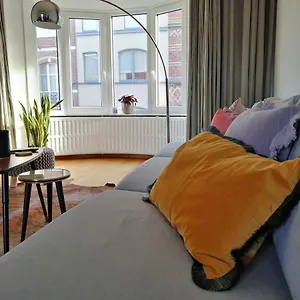  Appartement Large 800m From The 90 Square Meters België