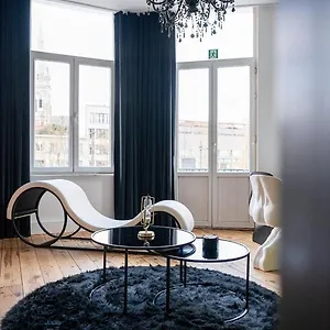  Appartement The Rabbit Hole - Romantic With Adult Playroom België